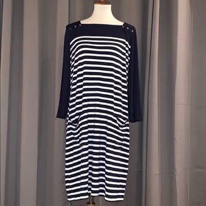 NWT 41 Hawthorn Floretta Button Detail Dress navy